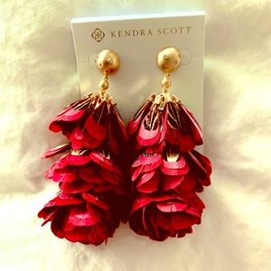 Kendra Scott feather earrings-NEW!